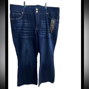 Curvalicious Women’s Bootcut Flare Jeans Size 20